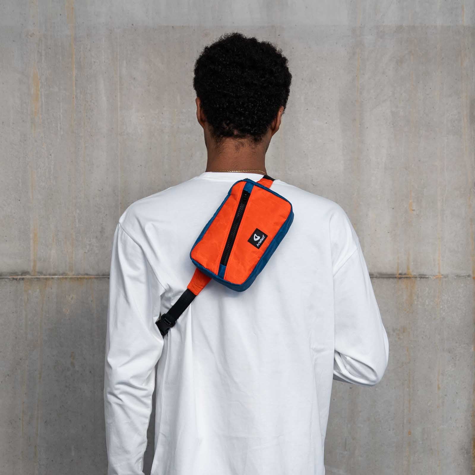 Banane calao Artefact orange