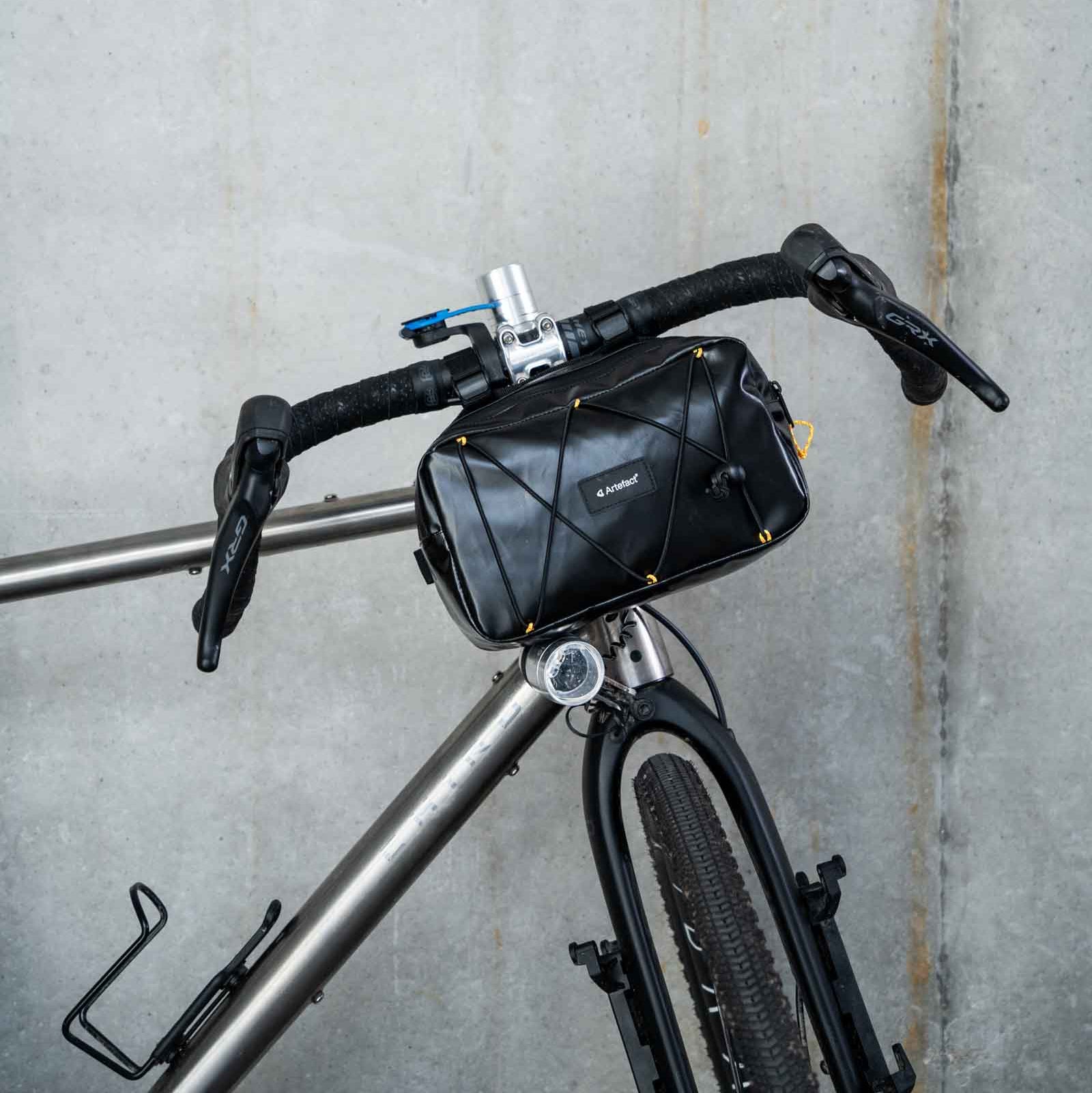 sacoche guidon vélo upcyclée 