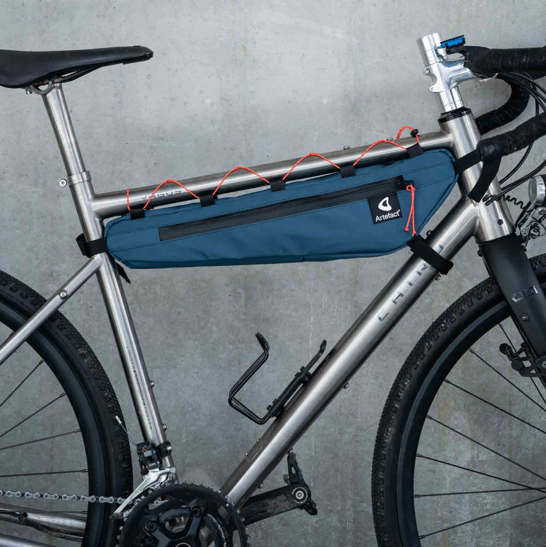 sacoche de cadre vélo upcyclée