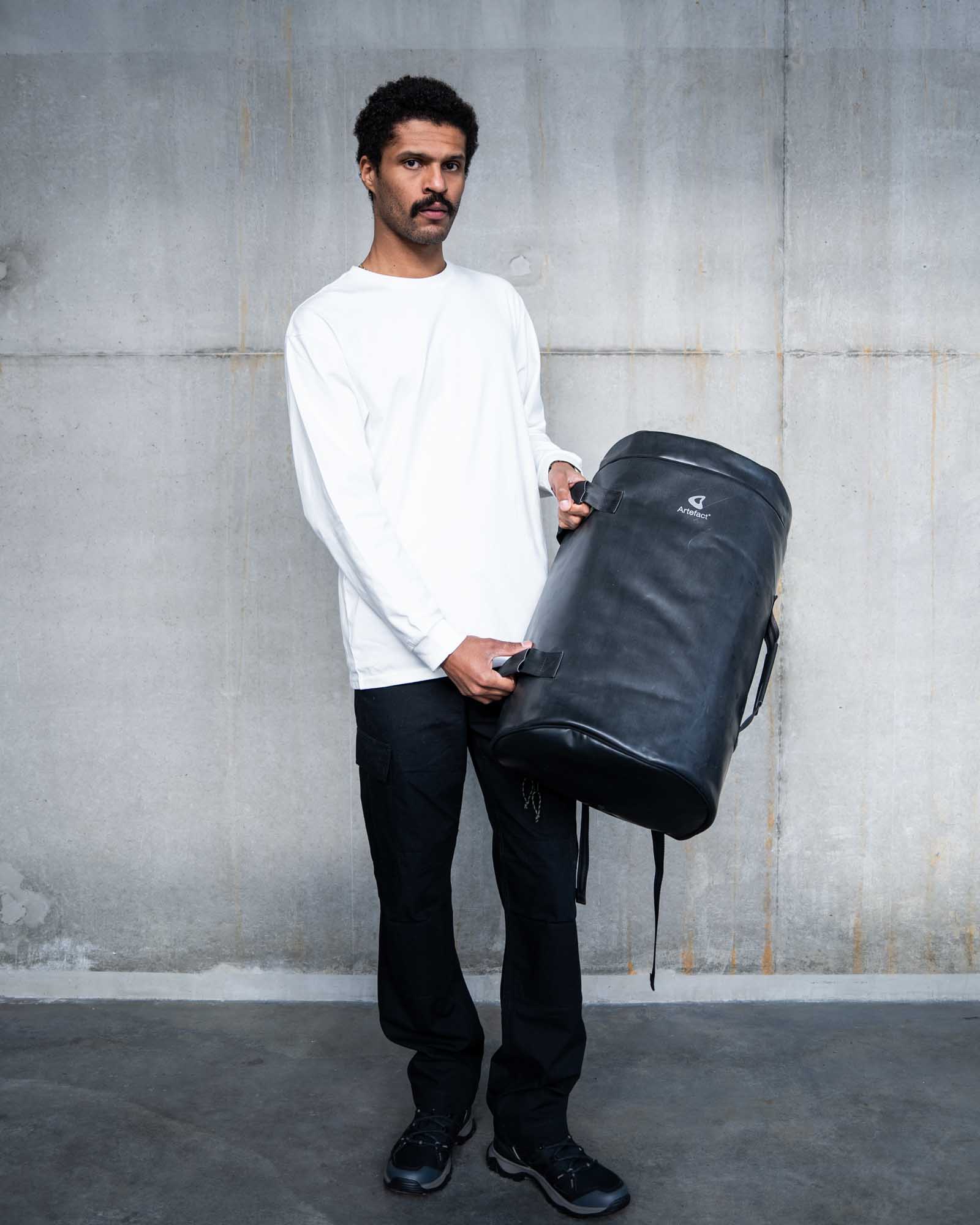 Sac à dos grand Hors-bord 50L artefact noir 