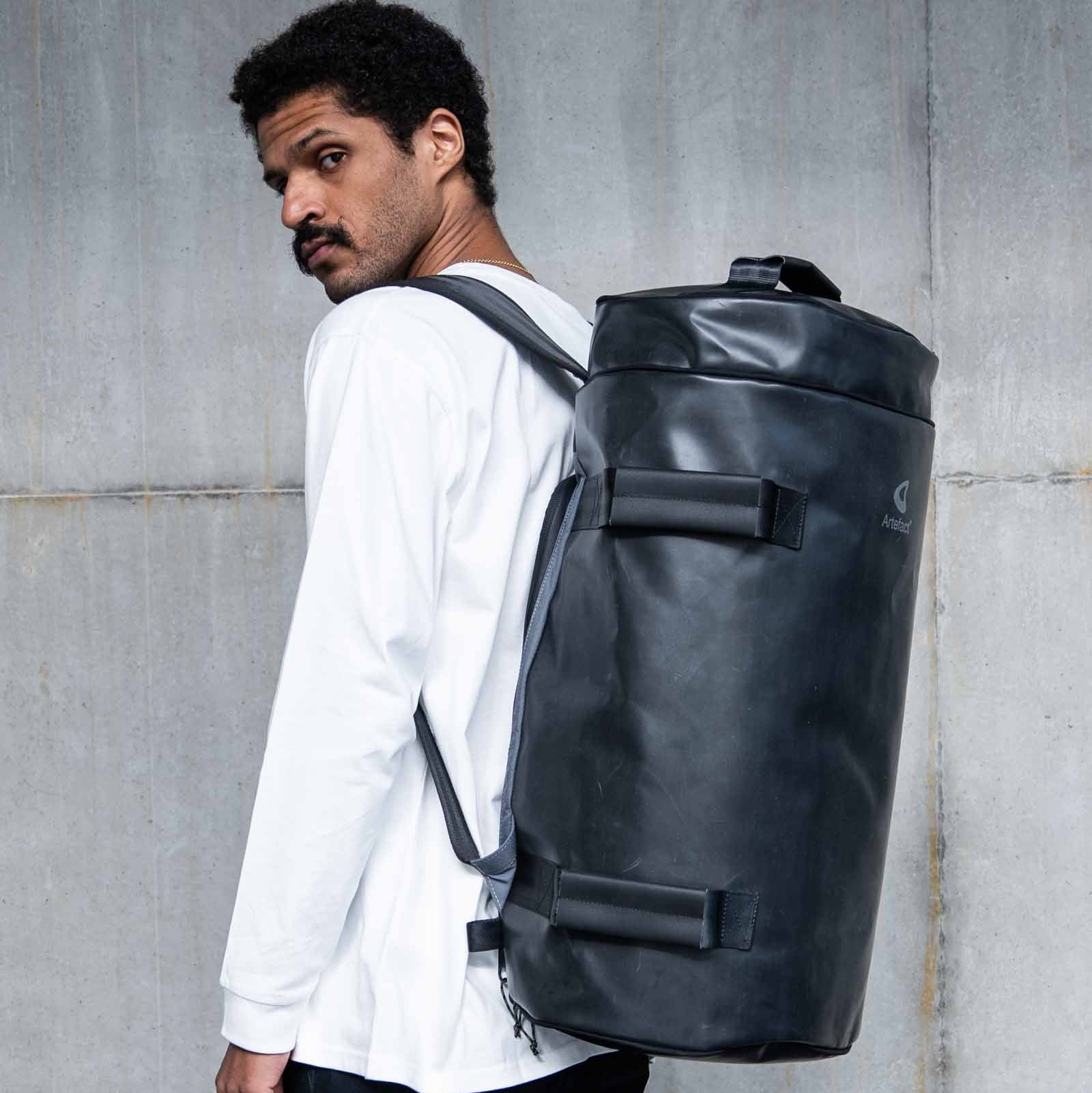 Sac à dos grand Hors-bord 50L artefact noir 