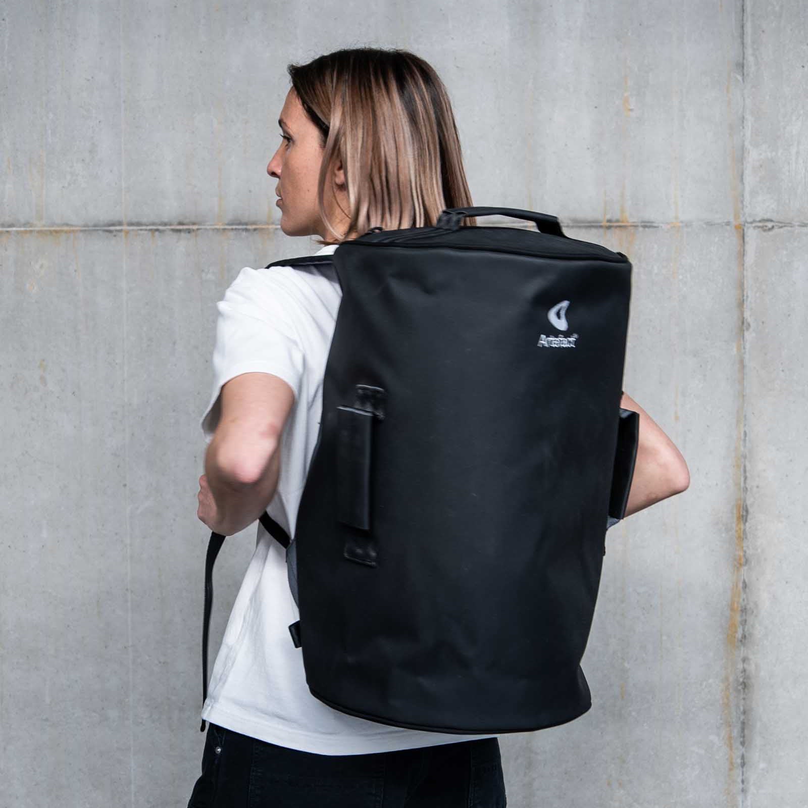 Hors-Bord Backpack 35L | Upcycled Waterproof Travel Bag | 32 Year Warranty Hors-Bord Backpack 35L | Upcycled Waterproof Travel Bag | 32 Year Warranty