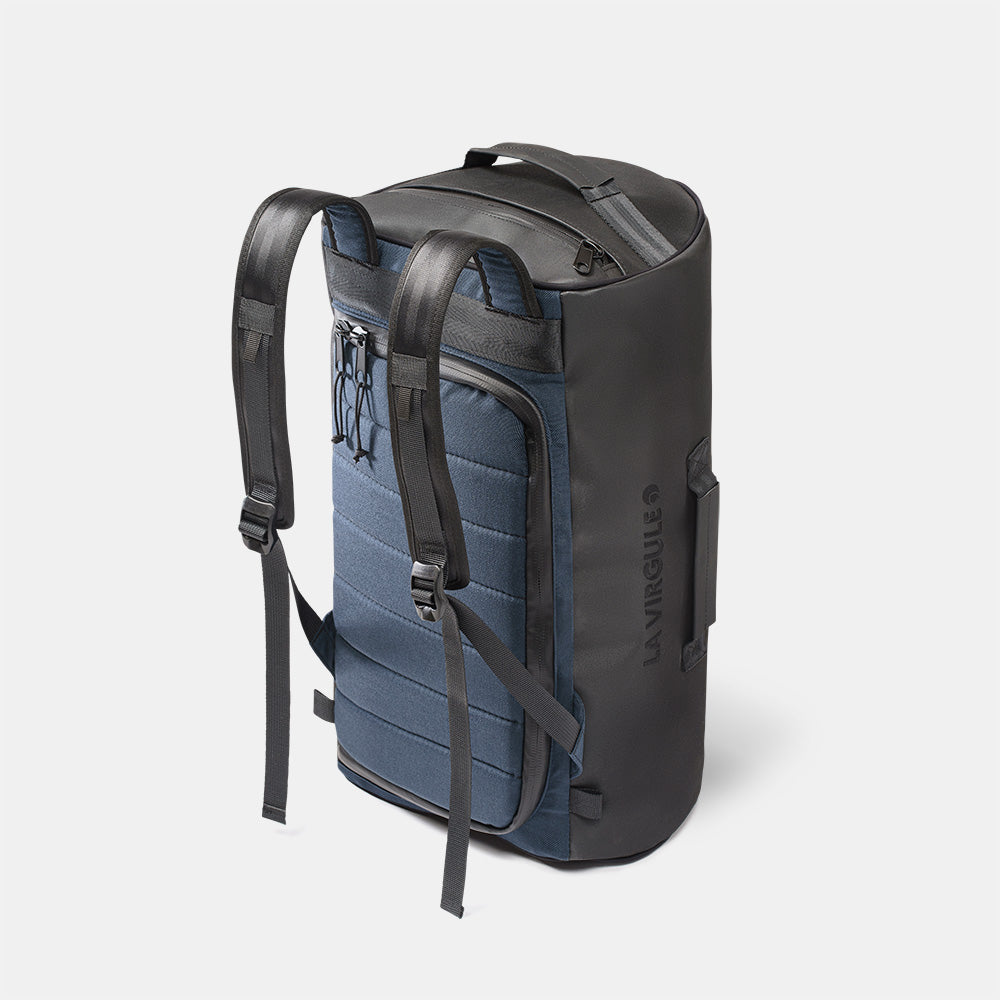 packshot Hors-bord 35L sac à dos upcyclé noir
