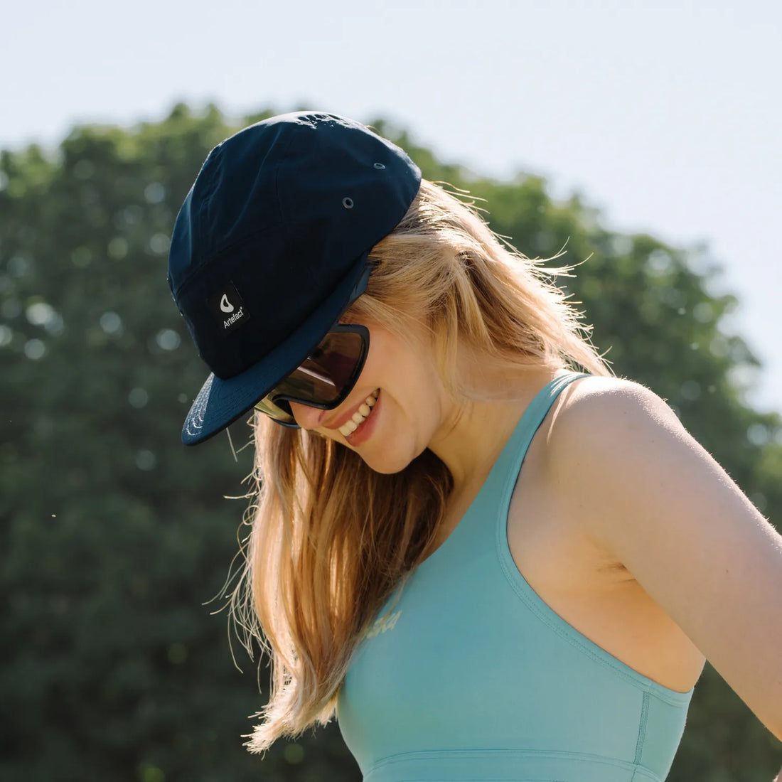 Casquette noire Artefact vue de face