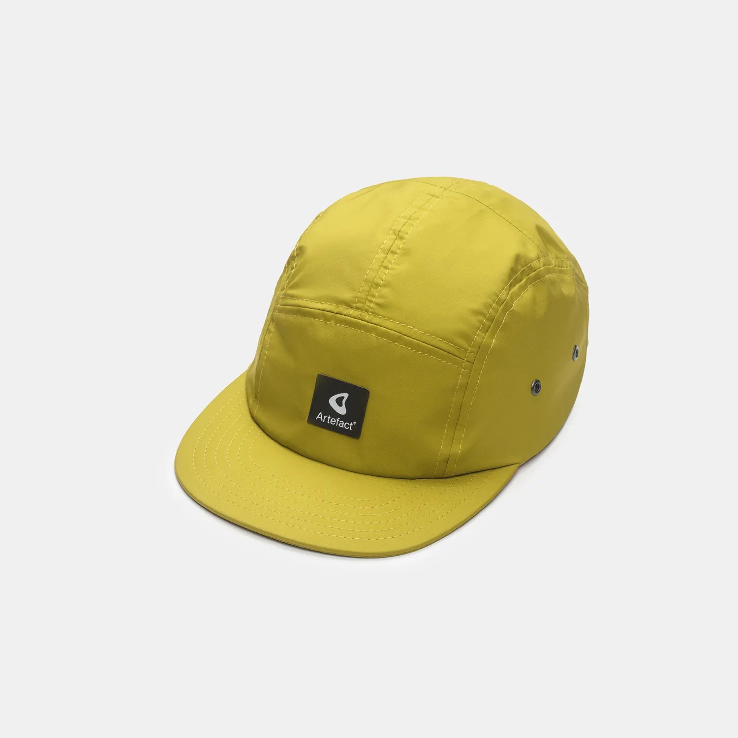Casquette jaune Artefact upcyclée avec veste patagonia