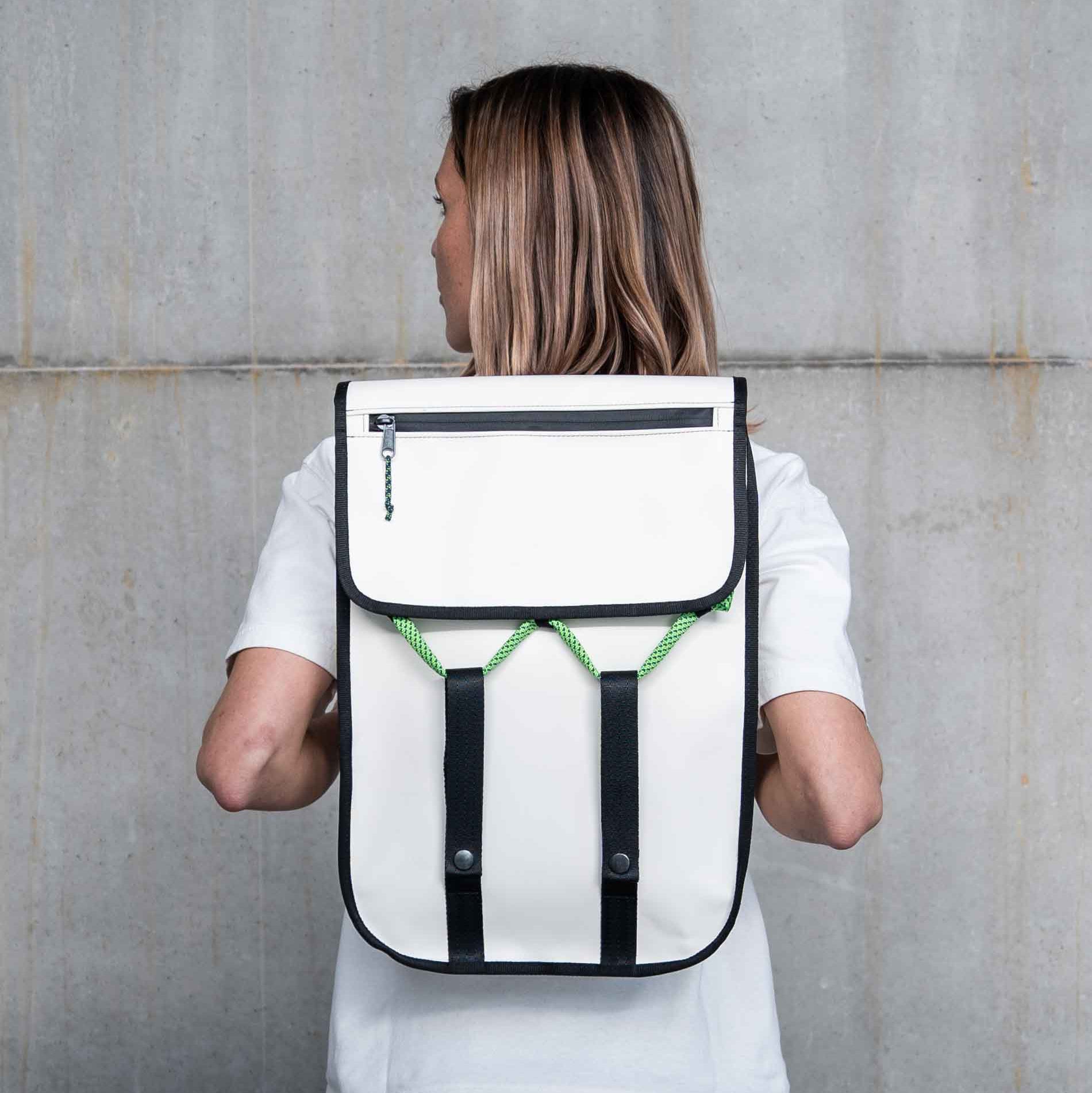 Sac à dos Gravelot 18L Artefact blanc